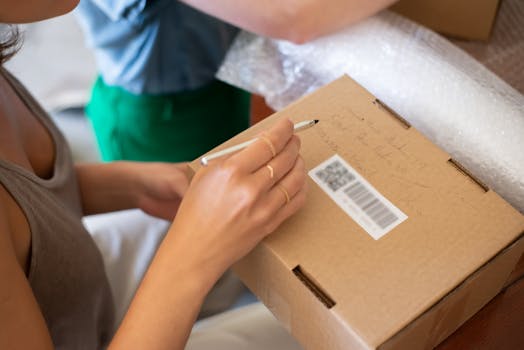 Navigating the Mail Maze: Smarter Mailing Solutions for Your Small Business